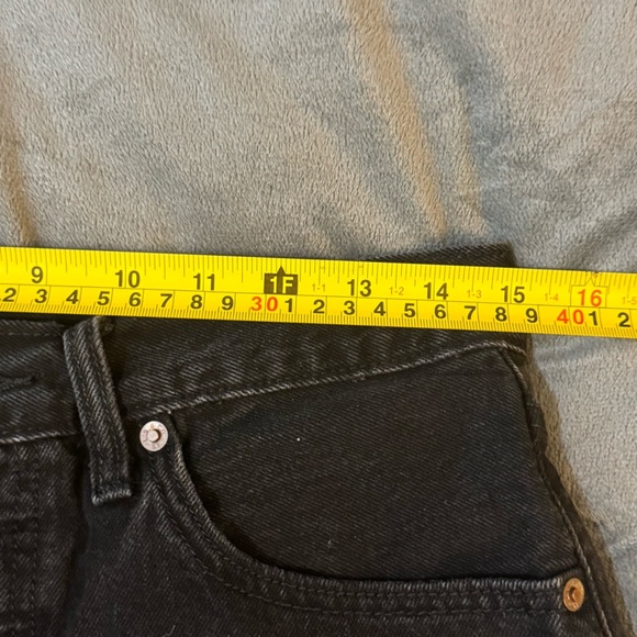 Levi's Black Jean Shorts with Frayed Hem
#1123 - Picture 2 of 9